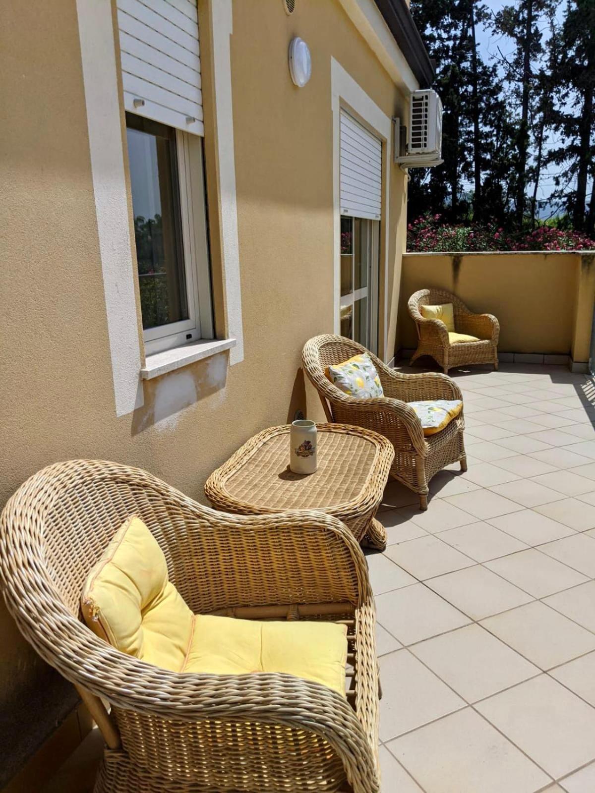 Apartment Difesa Pizzo Екстериор снимка