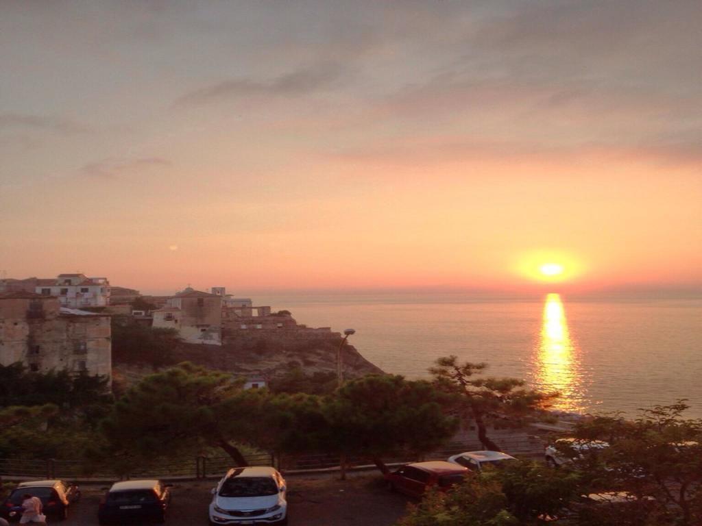 Apartment Difesa Pizzo Екстериор снимка