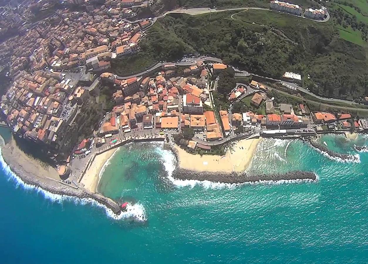Apartment Difesa Pizzo Екстериор снимка
